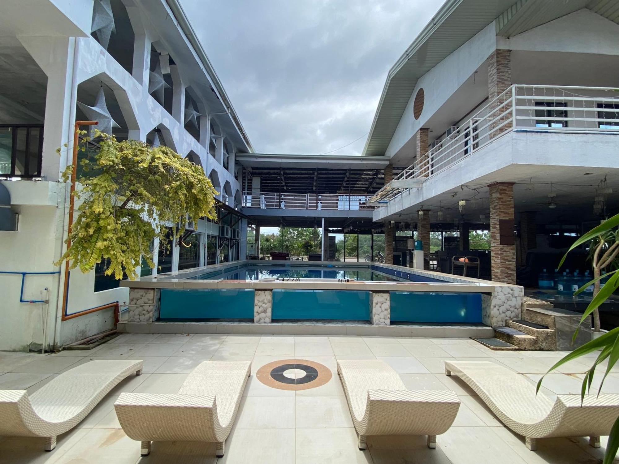 Palm Rise Resort Panglao Exterior photo